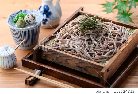 ざる蕎麦 ( 薬味 刻み葱、鶉の卵、わさび ) ざる蕎麦 ( 薬味 刻み葱、鶉の卵、わさび ) 115524813