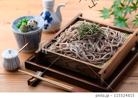 ざる蕎麦 ( 薬味 刻み葱、鶉の卵、わさび ) ざる蕎麦 ( 薬味 刻み葱、鶉の卵、わさび ) 115524815