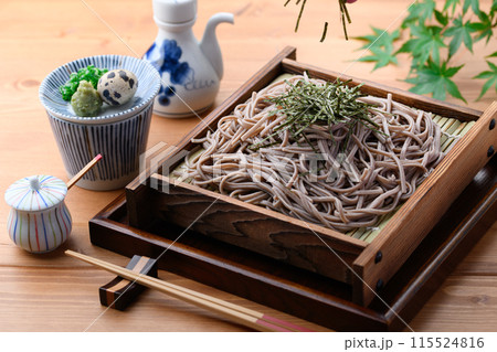 ざる蕎麦 ( 薬味 刻み葱、鶉の卵、わさび ) ざる蕎麦 ( 薬味 刻み葱、鶉の卵、わさび ) 115524816