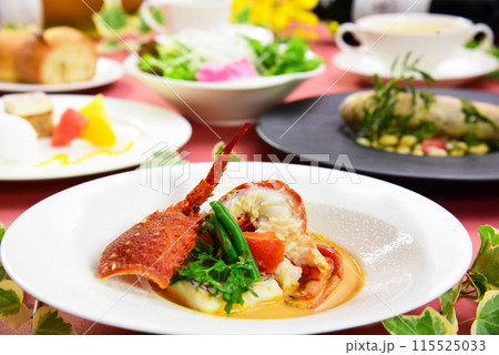 伊勢海老と鯛のフランス料理　ディナーセット 115525033