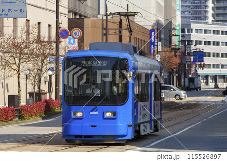 富山地方鉄道市内線 115526897