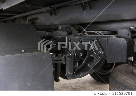 積載車の車台部分 115529791