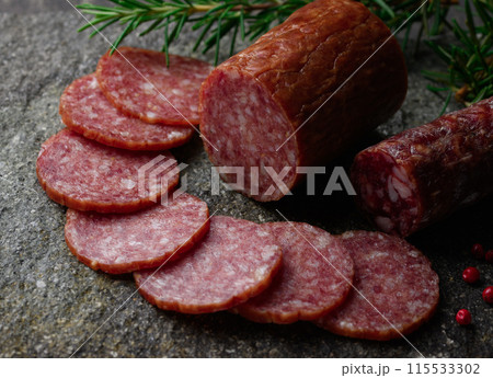 サラミ サラミ 115533302