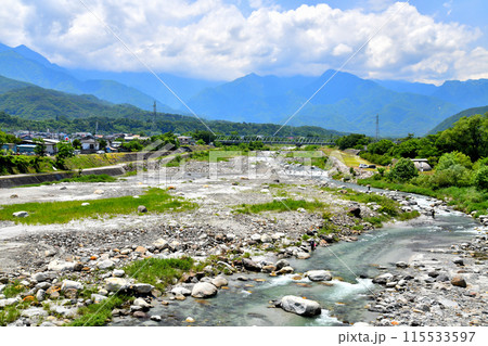 釜無川橋/釜無川より大武川方向を望む(山梨県北杜市)【2024.6】 釜無川橋/釜無川より大武川方向を望む(山梨県北杜市)【2024.6】 115533597