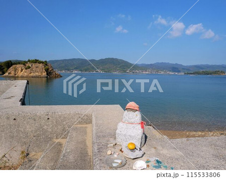 瀬戸内海の島景色 大芝島とモンサンミッシェル (広島県東広島市) 瀬戸内海の島景色 大芝島とモンサンミッシェル (広島県東広島市) 115533806