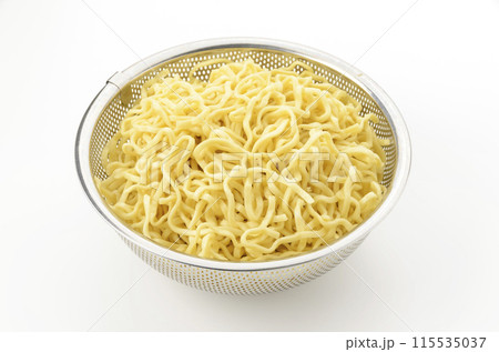 沖縄そばのめん 沖縄そばのめん 115535037