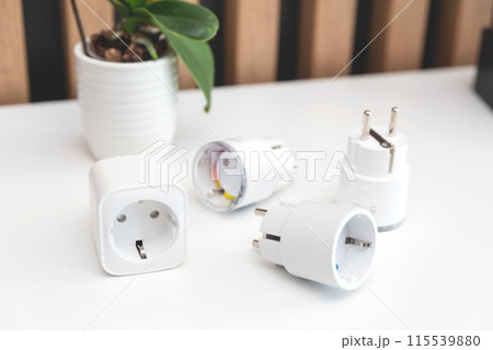 Using Wi-fi smart sockets in a smart home 115539880