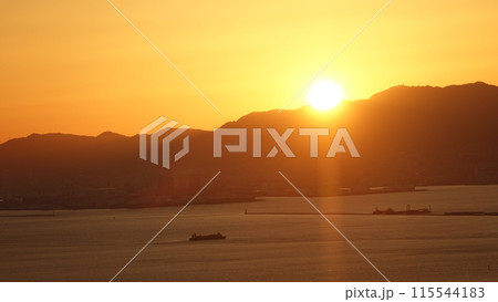 大阪の夕焼け 115544183