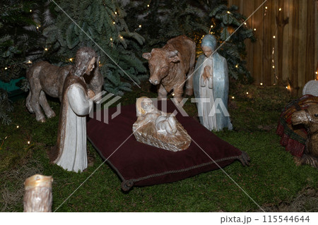 Christmas figurines for nativity scene Creche with Joseph Mary, Jesus and magi 115544644