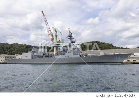 舞鶴港の護衛艦ふゆづき 舞鶴港の護衛艦ふゆづき 115547637