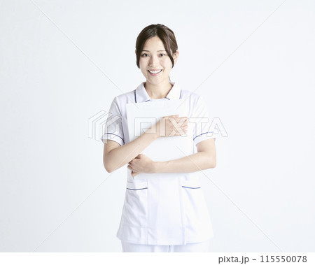 白バックの看護師 白バックの看護師 115550078