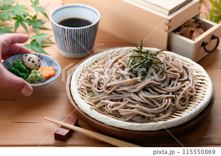 ざるそば 最高の鰹出汁のつゆでいただく ざるそば 最高の鰹出汁のつゆでいただく 115550869