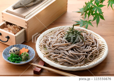 ざるそば 最高の鰹出汁のつゆでいただく 115550876