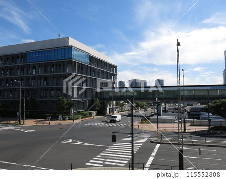 豊洲市場の正門（南）付近の風景 115552808
