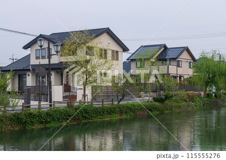 Japanese modern house in village along Yanagawa canal in morning Japanese modern house in village along Yanagawa canal in morning 115555276