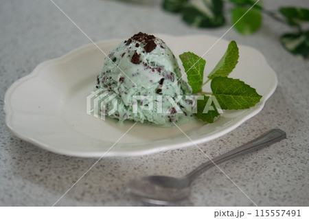 チョコミントアイス 115557491