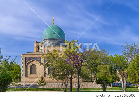 Mausoleum of Sheikh Kaffal Shoshi, Tashkent, Usbekistan 115559000