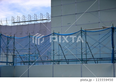 解体建物の防音パネル　イメージ 115559450