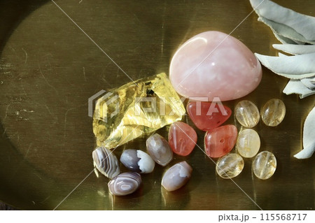 パワーストーンとホワイトセージ 開運グッズ パワーストーンとホワイトセージ 開運グッズ 115568717