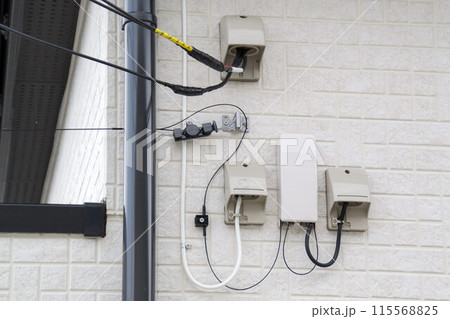 電気の引き込み 住宅 引き込み線 電気の引き込み 住宅 引き込み線 115568825