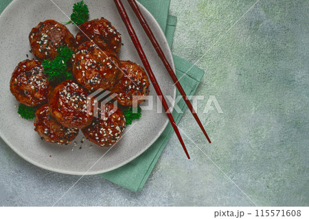 Tsukune, Japanese meatballs, minced chicken, fried on a skewer, with yakitori sauce, homemade, no people, 115571608