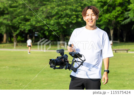映像クリエイター  ジンバルを使った動画撮影 115575424