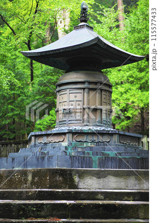 日光東照宮:徳川家康公霊廟 115577433