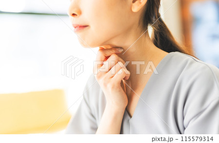 女性ポートレート 115579314