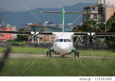 空港 飛行場 エアポート 115581060