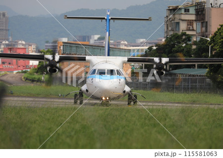 空港 飛行場 エアポート 115581063