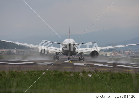 飛行機 航空機 ひこうき 115581420