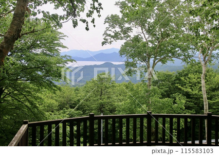 黒森展望台からの眺望・田沢湖(秋田県・仙北市) 黒森展望台からの眺望・田沢湖(秋田県・仙北市) 115583103