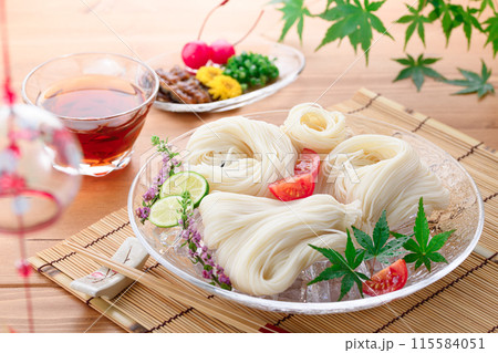 夏の味覚 素麺 ( そうめん ) 夏の味覚 素麺 ( そうめん ) 115584051