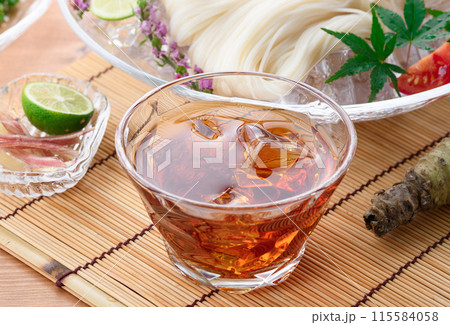 夏の味覚 素麺 （ そうめん ） 115584058