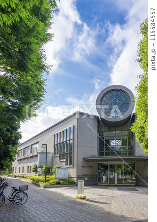 【縦写真】練馬区立光が丘図書館 115584557
