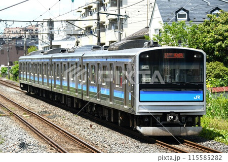 高城町へ向けて仙石線を行く205系3100番台 高城町へ向けて仙石線を行く205系3100番台 115585282