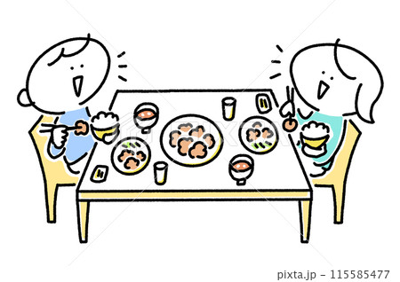 笑顔で食事をする夫婦 カップル 夕食 食卓 ランチ 笑顔で食事をする夫婦 カップル 夕食 食卓 ランチ 115585477