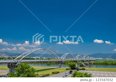 淀川に架かる水管橋　 115587032