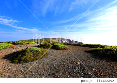 蔵王　お釜　馬の背 115588892