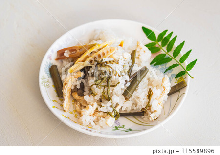 山菜おこわ 115589896