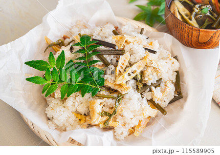 季節料理 山菜おこわ 季節料理 山菜おこわ 115589905