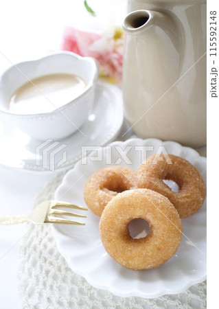 ミニシュガードーナツとティータイム 115592148