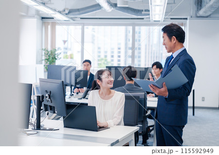 オフィス オフィス 115592949