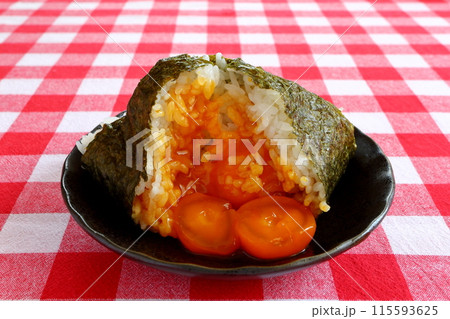卵黄おにぎり 卵黄おにぎり 115593625