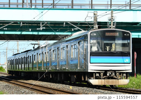 あおば通へ向けて仙石線をゆく205系3100番台 115594557