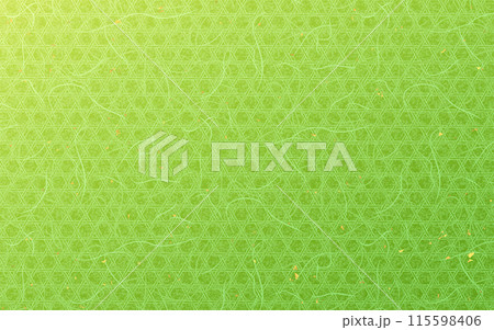 シームレスな和柄紋様の和紙に金箔のパターン。鮮やかなグリーン。 シームレスな和柄紋様の和紙に金箔のパターン。鮮やかなグリーン。 115598406