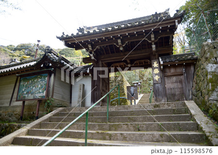 長楽寺　山門　京都市東山区円山町 115598576