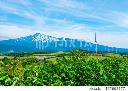 仁賀保高原(鳥海山を望む) 仁賀保高原(鳥海山を望む) 115602377