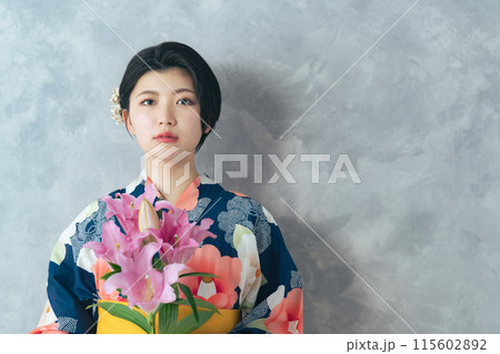 浴衣を着た女性のポートレート 浴衣を着た女性のポートレート 115602892