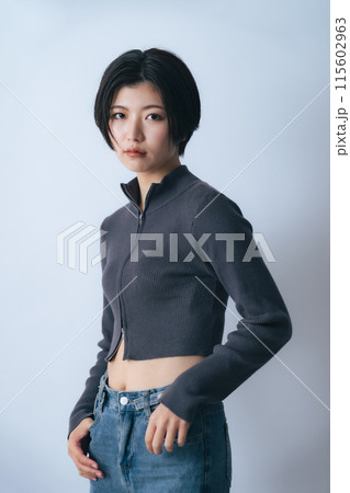 女性のファッションポートレート 女性のファッションポートレート 115602963